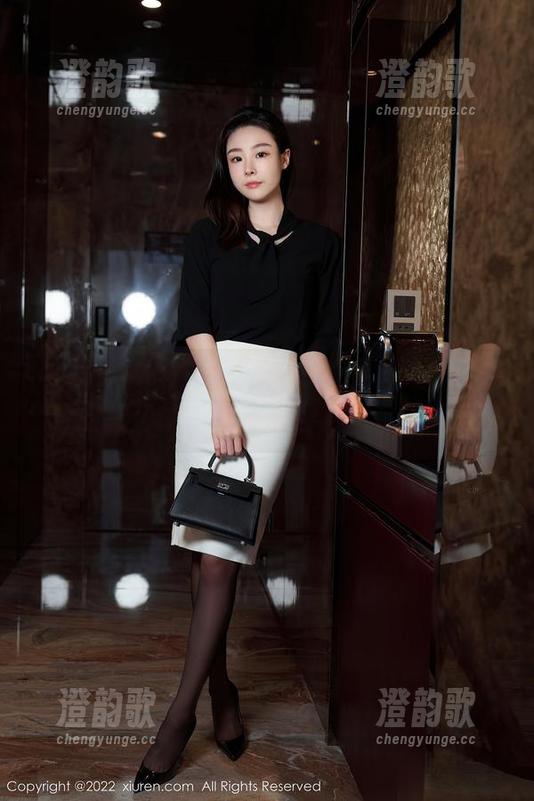 秀人网 - “秘密”等你来，虞姬儿写真一键下载。