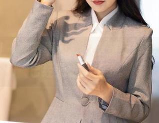 秀人网 – 来看福利，谢小葱红裙写真，我已经无力反抗了。