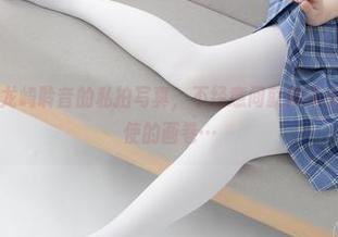 紧急企划 – 龙崎聆音的私拍写真，不经意间就像不小心打开了天使的画卷…