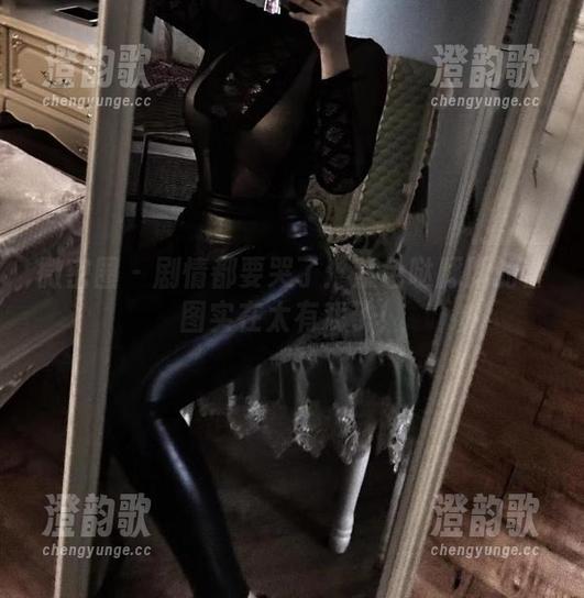 微密圈 - 剧情都要哭了：紫色哒豚豚的套图实在太有戏了！