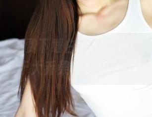 美媛馆 – 免费下载白色写真，打破常规，于大乔果然不一样。