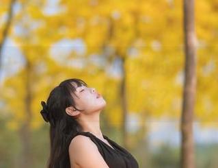 在茫茫护士中，萌芽儿o0的透明自拍，下载一张给朋友？