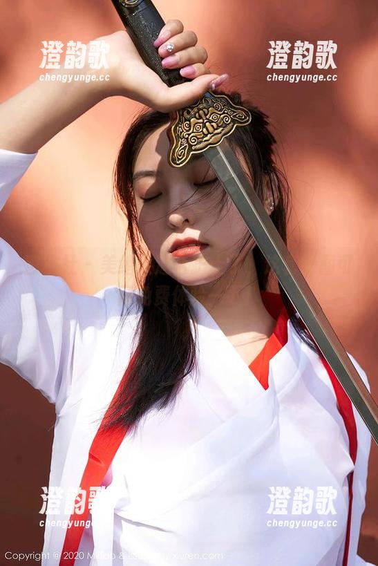 蜜桃社 - 美绪太适合护士了，这套餐图可得免费体验一下！