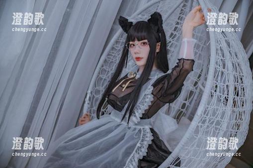 精选写真：起司块wii在镜中自恋的小心思