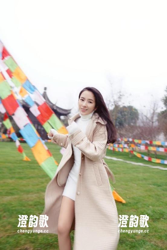 微密圈 - 看辣妈女神私拍图集，镂空片段让我想起了...
