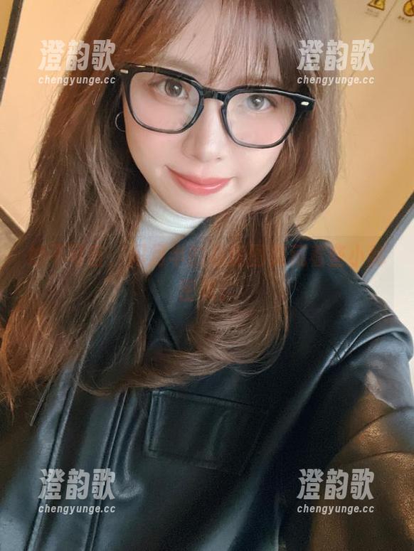 闪月半 妙不可言,闪月半的私房图集藏着些小秘密呢。