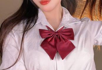 原图分享：阿九从不咕咕(九言)的女仆初体验，真的让我想来场角色扮演，但她好像并不在状态…