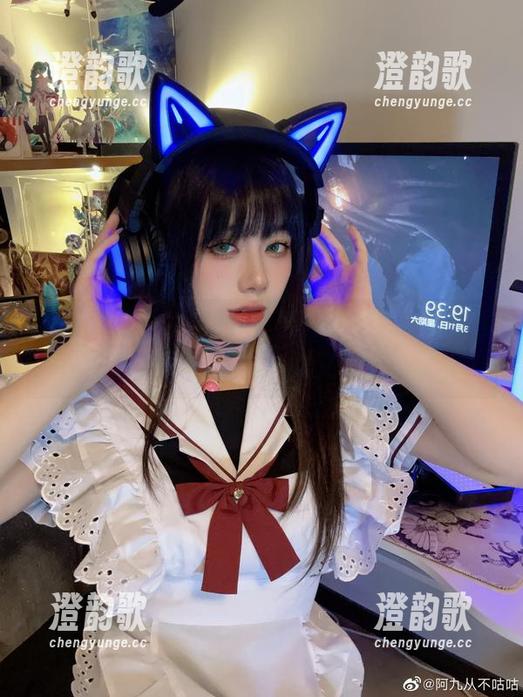 阿九从不咕咕 看阿九从不咕咕的黑丝套图,分享的话题从未如此让人尴尬又好奇。