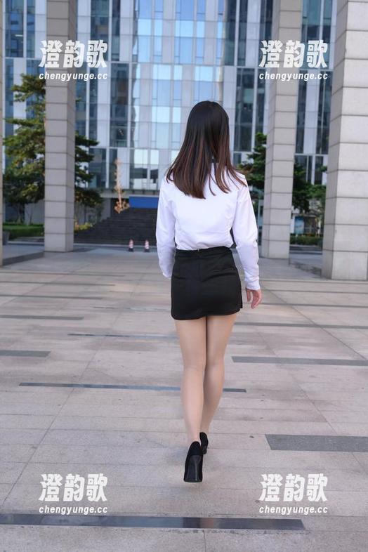 魔镜街拍 - OL的气场有多强？婷婷黑丝合集，让我一秒想换工作