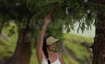 微密圈 – 牛仔裤和鹿瑶的那个契合点，照片里好像筛选了一些小撇步？